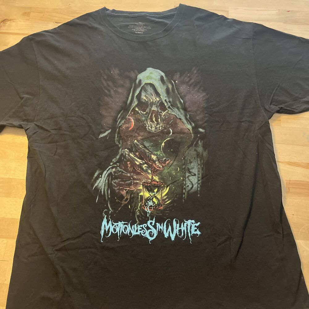 Motionless In White MIW Black Heavy Metal Rock Band Shirt Mens XL Metalcore Grim